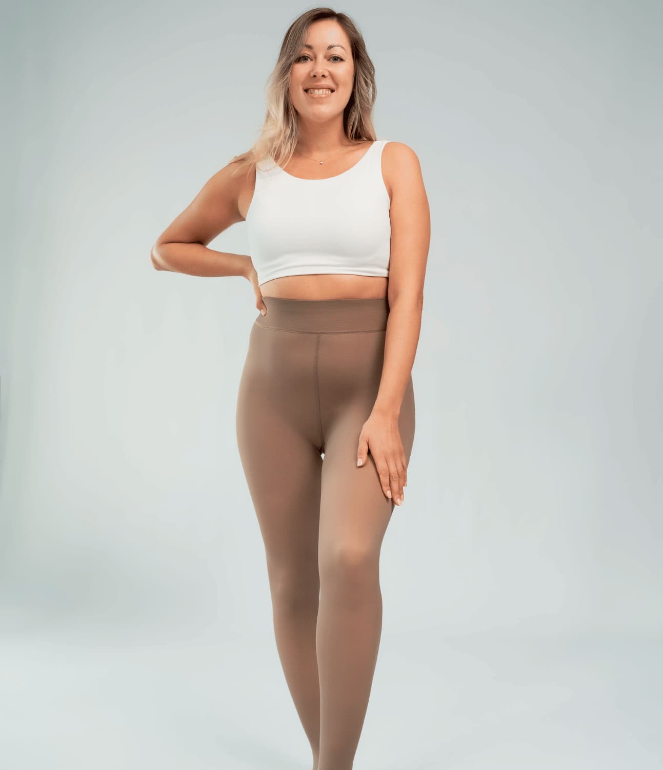 FleeceEleganz - Elegante Winterstrumpfhose mit verstecktem Fleecefutter.