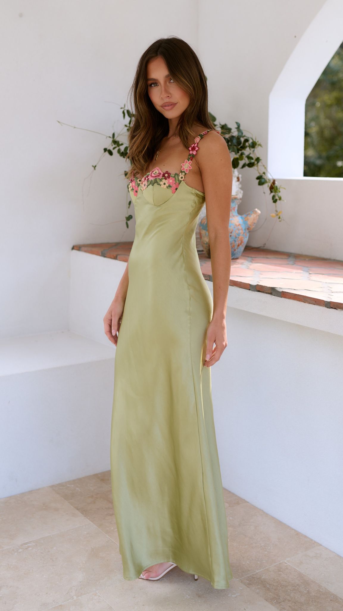 Fleurina™ Maxi Dress🌸– Maxikleid mit Blumendetail
