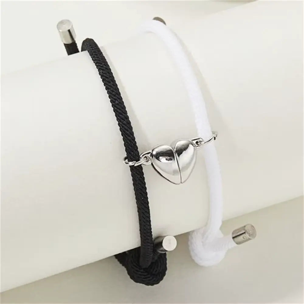 Forever Bond™ – Magnetische Partnerarmbänder (2er-Set)
